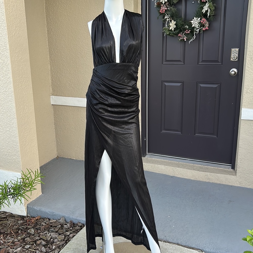 LOVE & LEMONADE BLACK MAXI DRESS SIZE M NWT